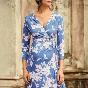 XS blue floral maternity dress, pea in the pod
